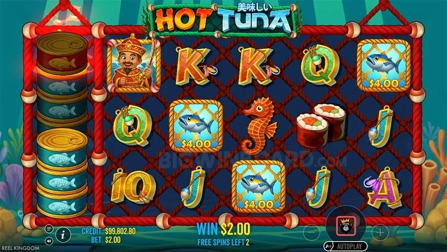Android phone showing 774pub APK download
